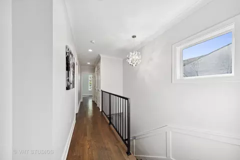 4322 S Champlain Ave, Chicago, IL 60653 photo 20