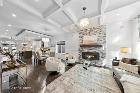 4322 S Champlain Ave, Chicago, IL 60653 photo 4