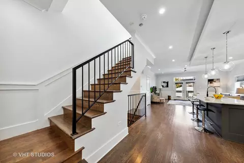 4322 S Champlain Ave, Chicago, IL 60653 photo 14