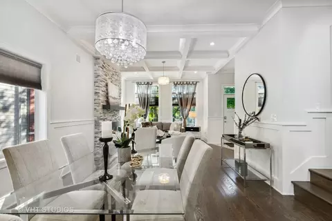 4322 S Champlain Ave, Chicago, IL 60653 photo 5