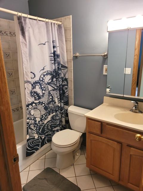 5705 Greenview Rd, Oakwood Hills, IL 60013 photo 8