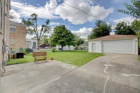 2246 S 14th Ave, Broadview, IL 60155 photo 28