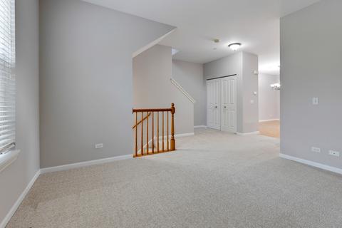 258 Broadmoor Ln, Bartlett, IL 60103 photo 6