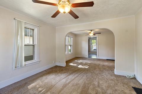 227 N 6th Ave, Kankakee, IL 60901 photo 3