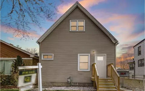 9143 S Luella Ave, Chicago, IL 60617