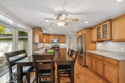 3604 Hamlin Dr, Johnsburg, IL 60051 photo 6