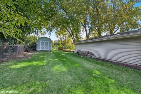 3604 Hamlin Dr, Johnsburg, IL 60051 photo 29