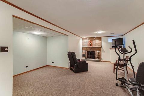 1530 Easy St, Elgin, IL 60123 photo 27