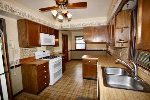 1202 Edgerton Dr, Joliet, IL 60435 photo 5