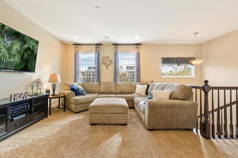 4058 Pompton Ave, Elgin, IL 60124 photo 3