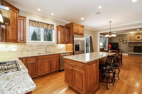 427 Countryside Dr, Wheaton, IL 60187 photo 9