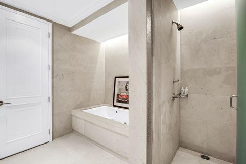 159 E Walton Pl #6E, Chicago, IL 60611 photo 17