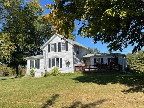 15582 Bishop Rd, Morrison, IL 61270 photo 1