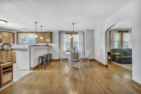 1203 Summit Ave, Aurora, IL 60505 photo 6