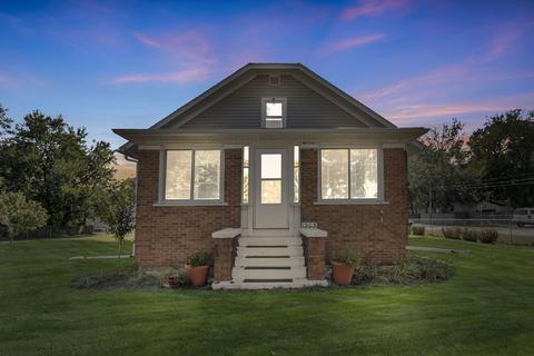 1203 Summit Ave, Aurora, IL 60505 photo 1