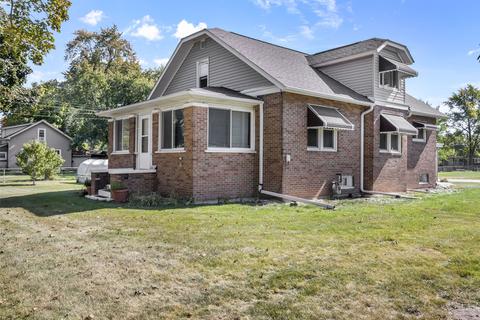 1203 Summit Ave, Aurora, IL 60505 photo 2