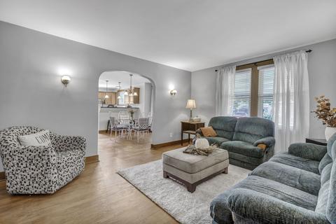 1203 Summit Ave, Aurora, IL 60505 photo 5