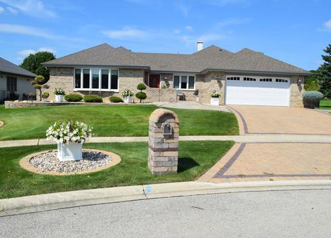 869 Groton Ct, Bartlett, IL 60103 photo 2