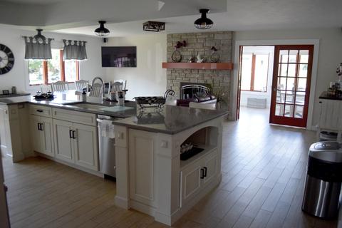 869 Groton Ct, Bartlett, IL 60103 photo 9