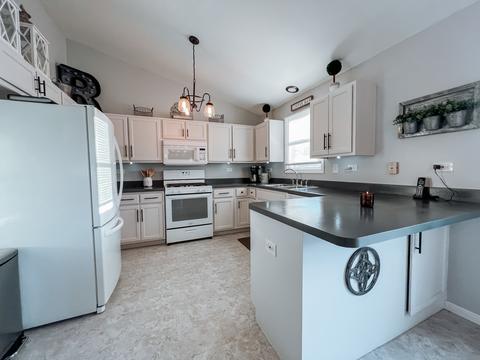 1809 Cumberland Dr, Plainfield, IL 60586 photo 2
