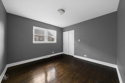 6072 S 75th Ave, Summit, IL 60501 photo 7
