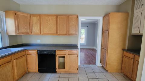 806 Hester Ave, Normal, IL 61761 photo 10