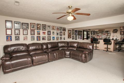 1610 Surrey St, Normal, IL 61761 photo 18