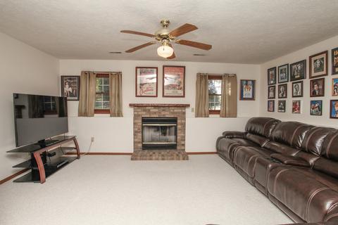 1610 Surrey St, Normal, IL 61761 photo 17