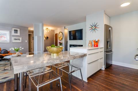 71 E Division St #404, Chicago, IL 60610 photo 8