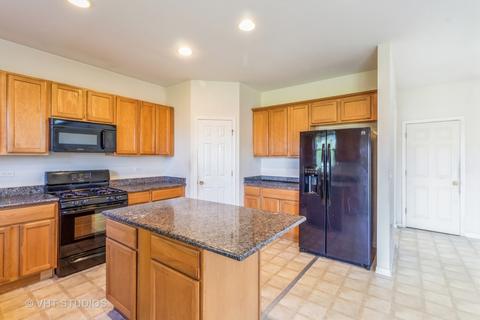 326 Comstock Dr, Elgin, IL 60124 photo 6
