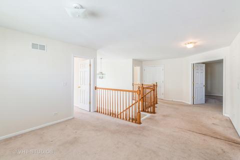 326 Comstock Dr, Elgin, IL 60124 photo 9