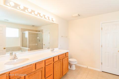 326 Comstock Dr, Elgin, IL 60124 photo 12