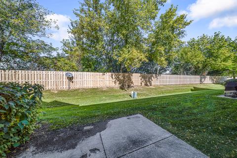 2472 Evergreen Cir, Mchenry, IL 60050 photo 13