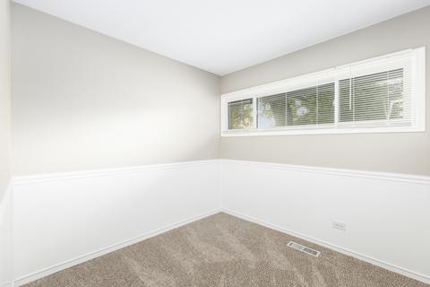 611 S Beverly St, Wheaton, IL 60187 photo 10