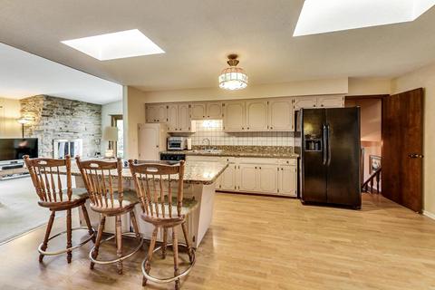 3256 Harrison St, Glenview, IL 60025 photo 6