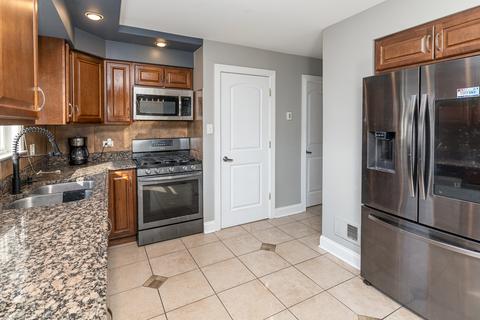 15244 Sunset Dr, Dolton, IL 60419 photo 7
