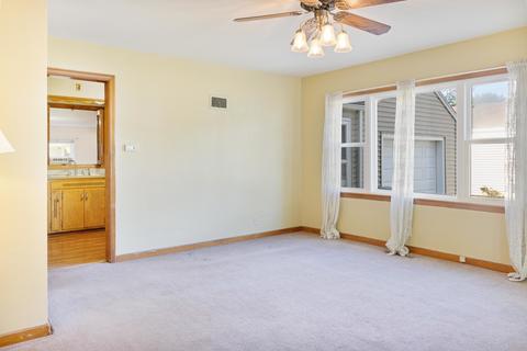 1131 S 8th Ave, Kankakee, IL 60901 photo 3
