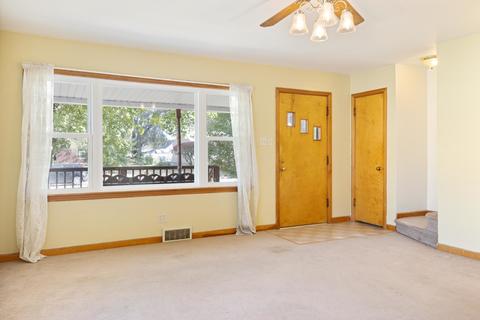 1131 S 8th Ave, Kankakee, IL 60901 photo 5