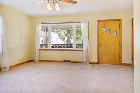 1131 S 8th Ave, Kankakee, IL 60901 photo 4
