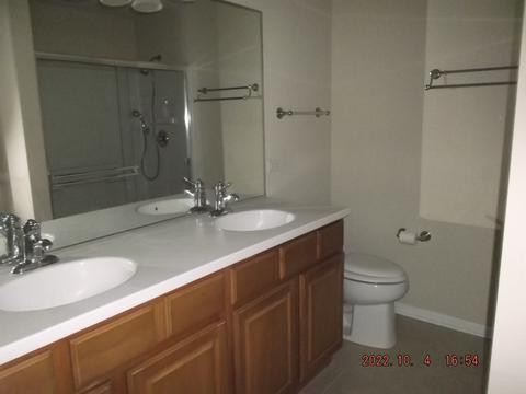 1081 Crane Pt, Elgin, IL 60124 photo 4