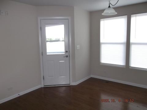 1081 Crane Pt, Elgin, IL 60124 photo 12