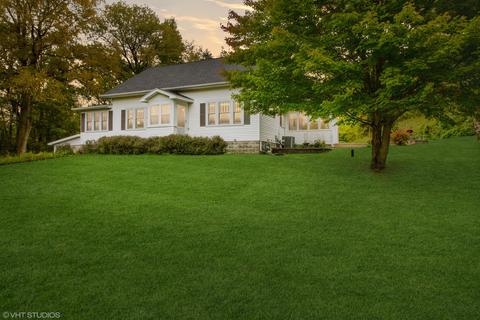 3469 Riverside Dr, Beloit, WI 53511 photo 3
