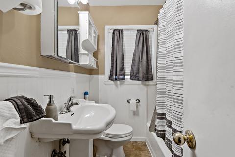 1018 W Walnut St, Kankakee, IL 60901 photo 11