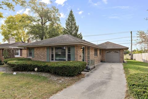 1018 W Walnut St, Kankakee, IL 60901 photo 2