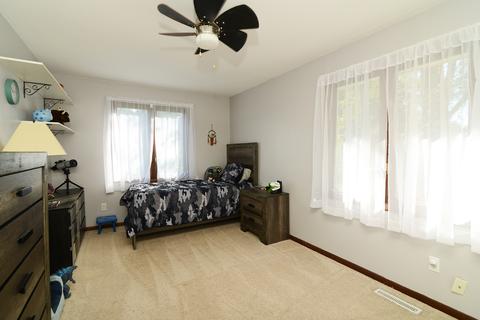 1015 Edgewood Dr, Mchenry, IL 60051 photo 20