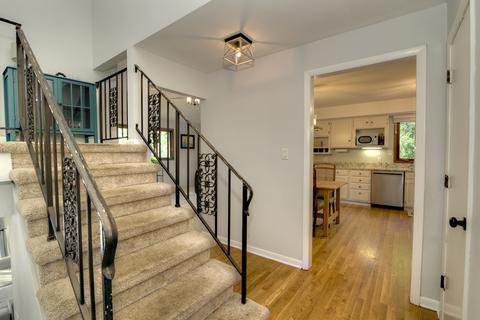 1015 Edgewood Dr, Mchenry, IL 60051 photo 10
