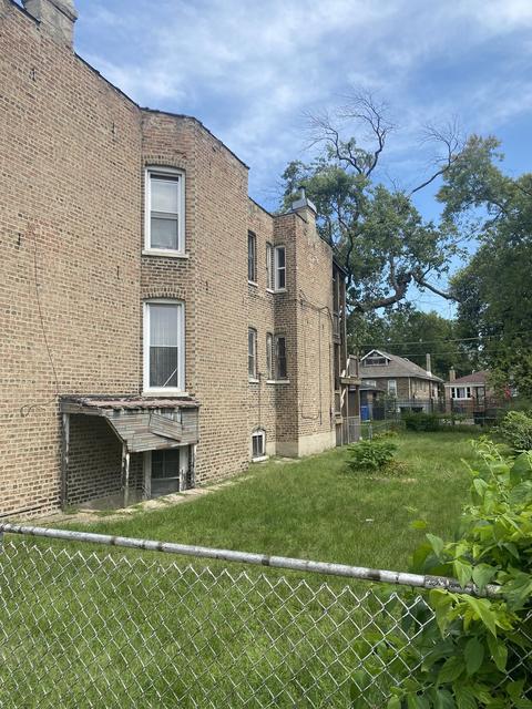 6805 S Champlain Ave, Chicago, IL 60637 photo 2