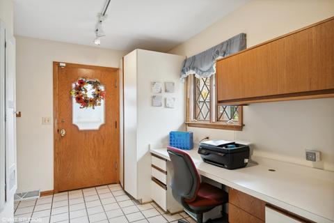 524 E Adams St, Elmhurst, IL 60126 photo 9