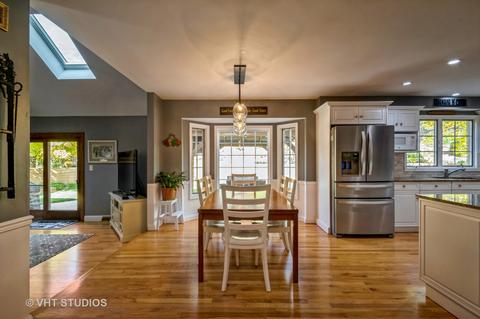 750 Cambridge Dr, Burr Ridge, IL 60527 photo 11