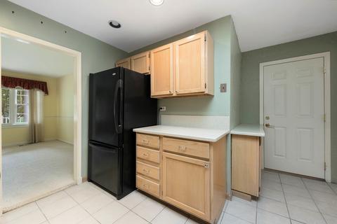 816 Sunset Rd, Wheaton, IL 60189 photo 9